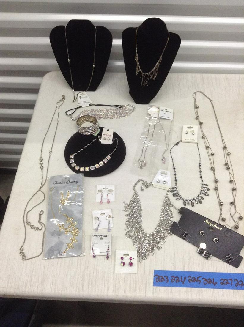 Earrings made with Swarovski Crystals, Austrian Crystal Necklace/Earrings set, Rhinestone jewelry (1 of 1)