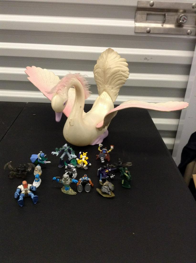She-Ra Swan vintage and random small figurines: She-Ra Swan vintage and random small figurines