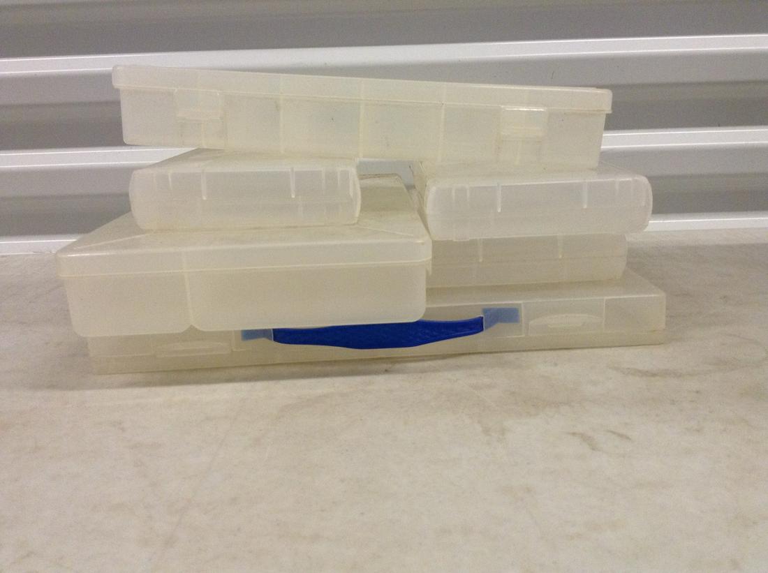 Lot of Plastic Storage Containers (1 of 1)