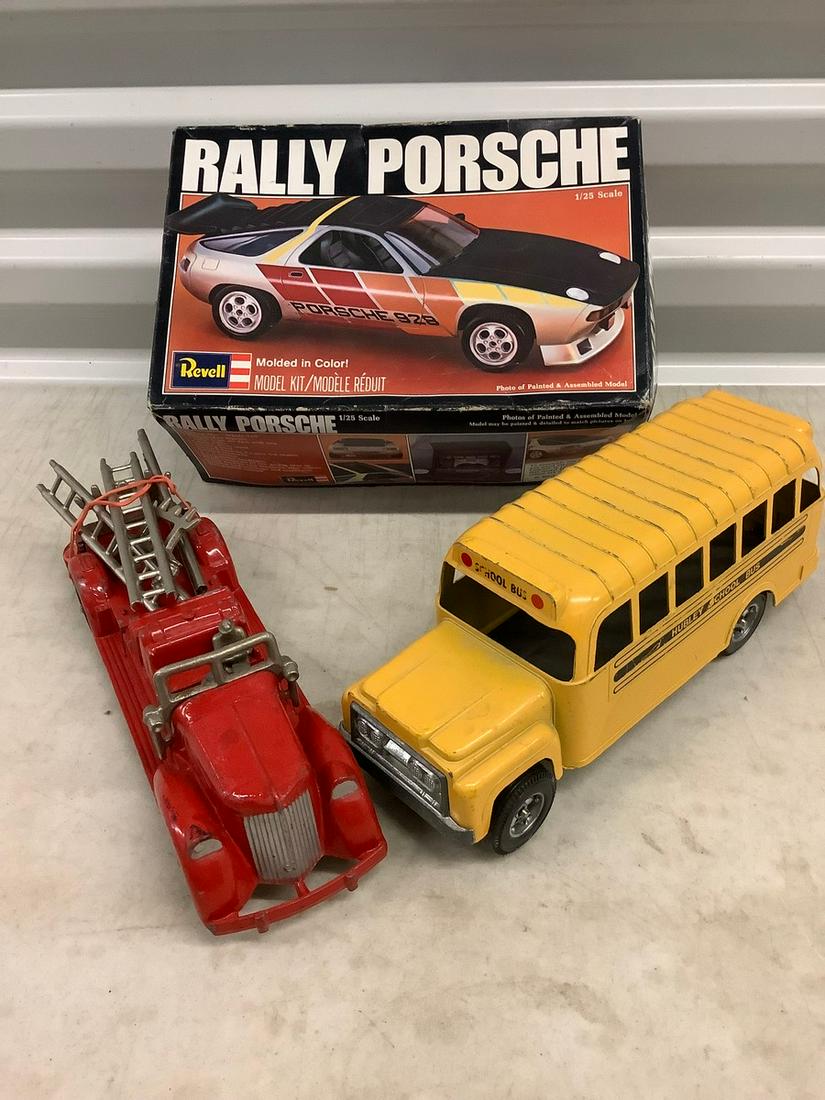 Lot of Rveell Rally Porsche Model Kit and More (1 of 1)