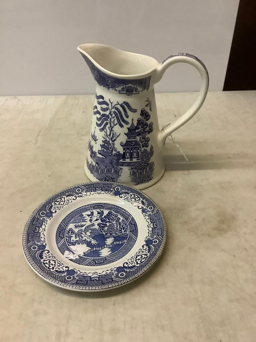Old Willow English Ironstone plate and Blue Willow England pitcher (plate 7"): Old Willow English Ironstone plate and Blue Willow England pitcher (plate 7")