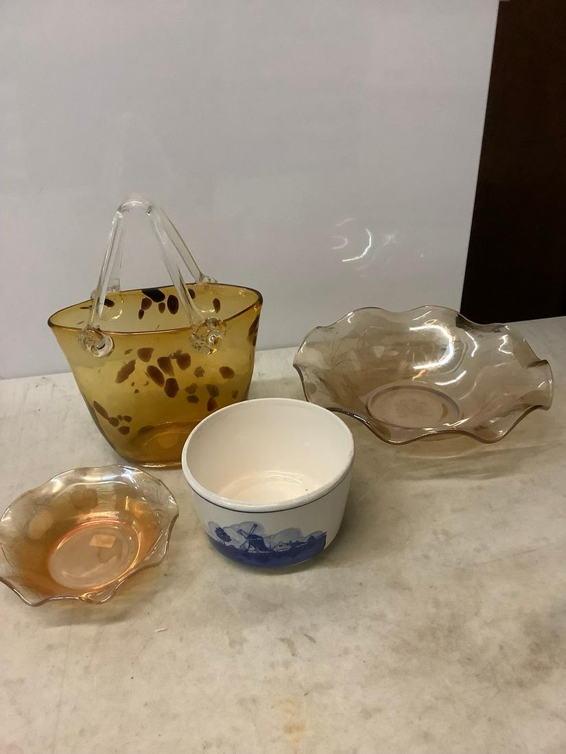 Glass basket and other decorative glassware (1 of 1)