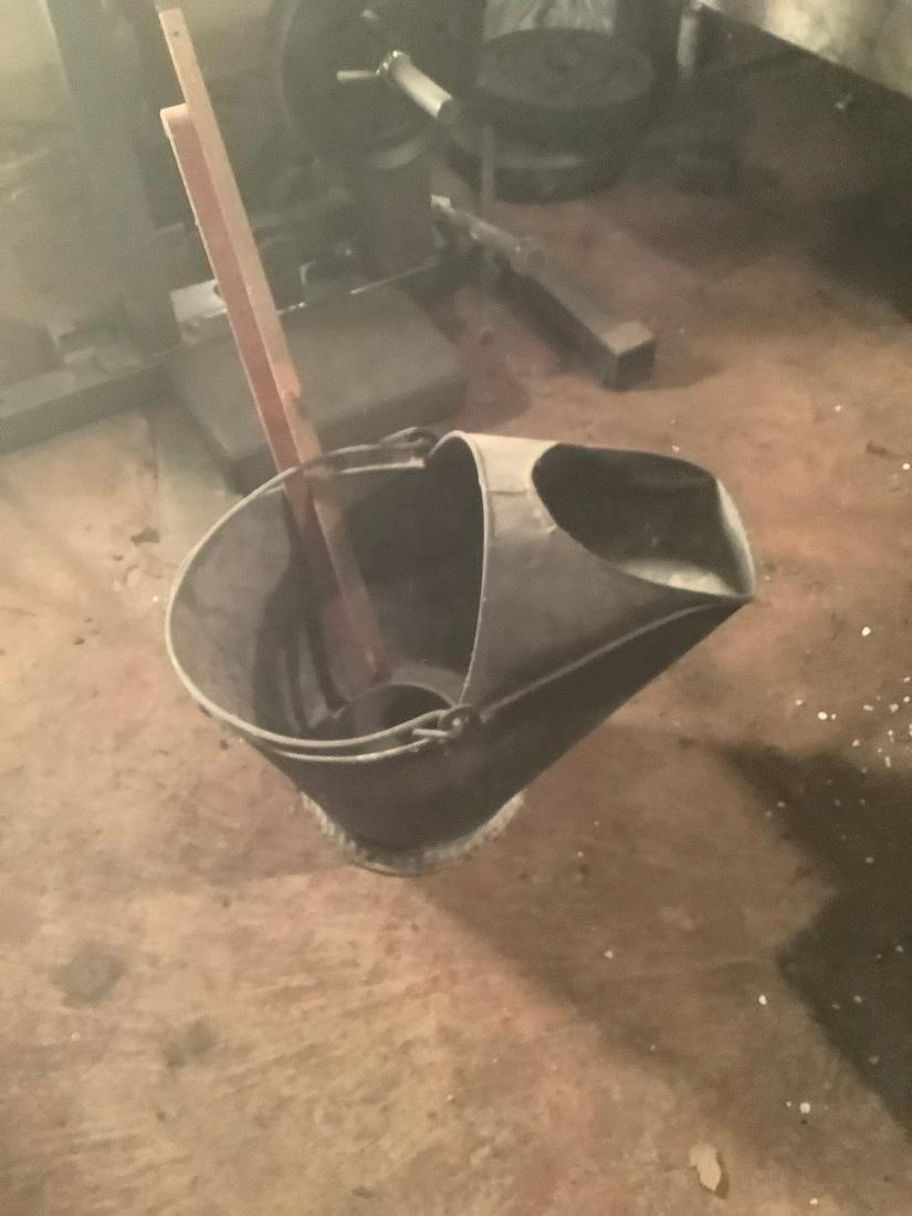 Vintage Coal Bucket (1 of 1)