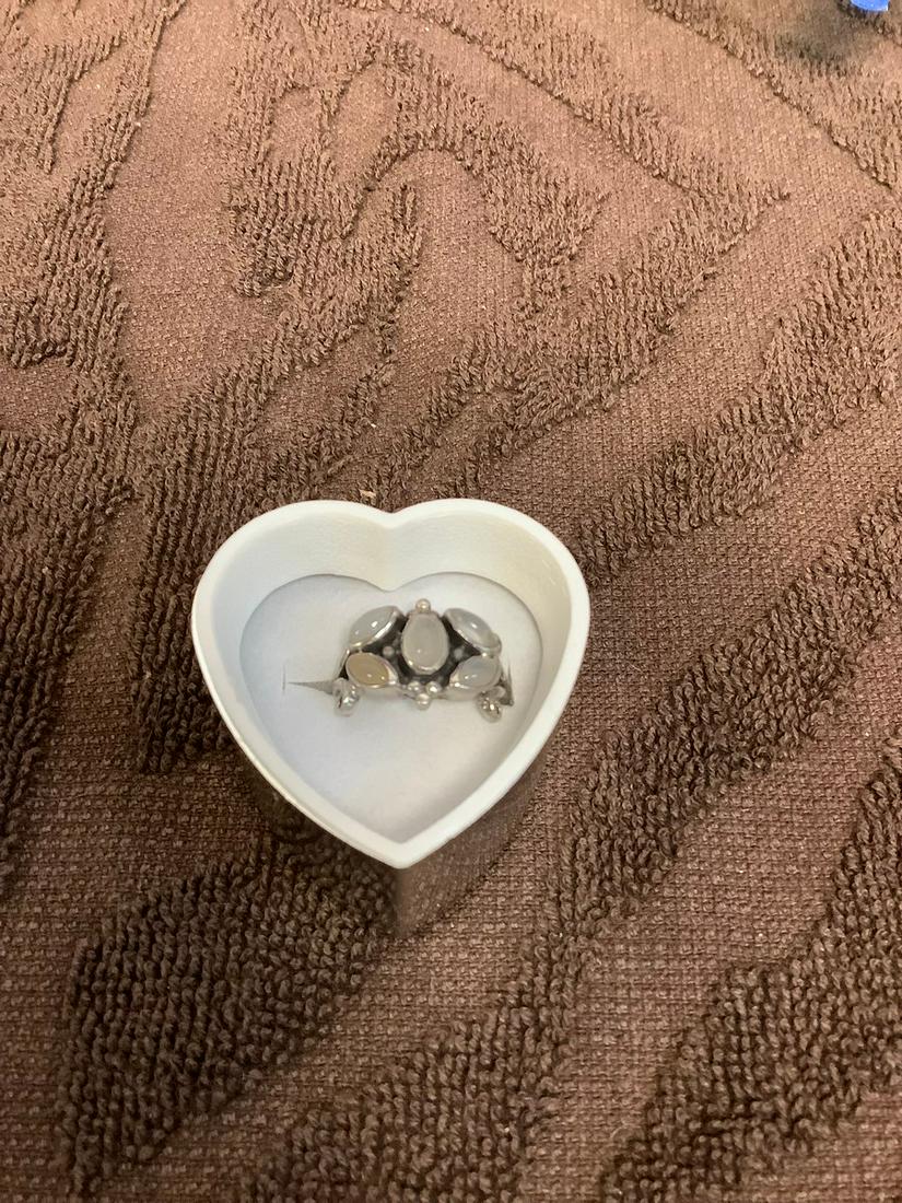 Sterling Moonstone Ring (1 of 1)