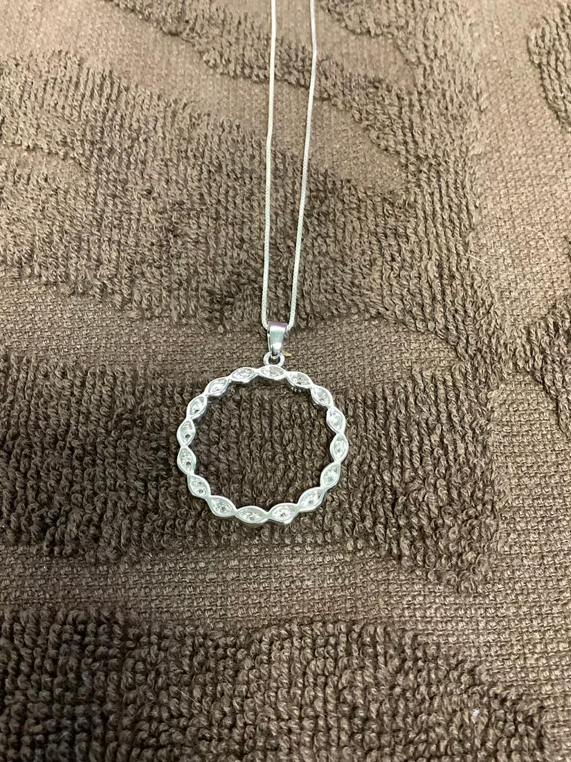 Sterling Chain W/ Sterling Marcasite Wreath Pendant: Sterling Chain W/ Sterling Marcasite Wreath Pendant