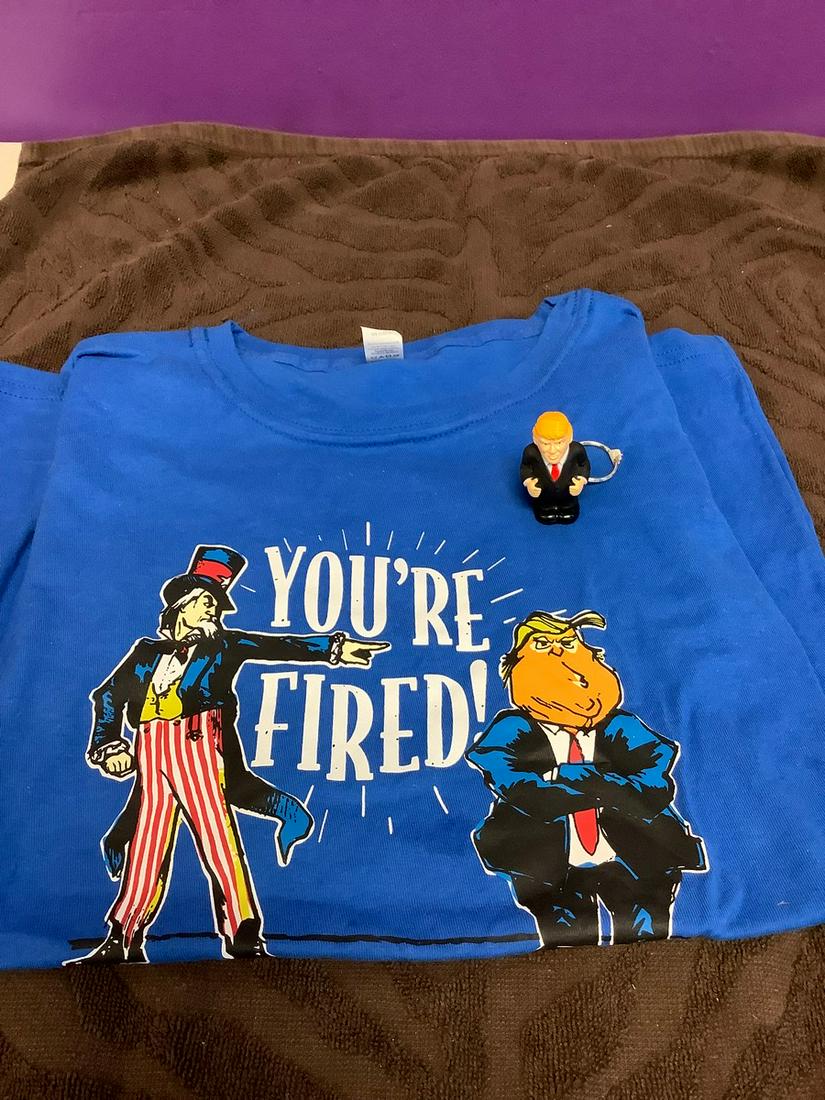 Donald Trump T-Shirt and Keychain: Donald Trump T-Shirt and Keychain