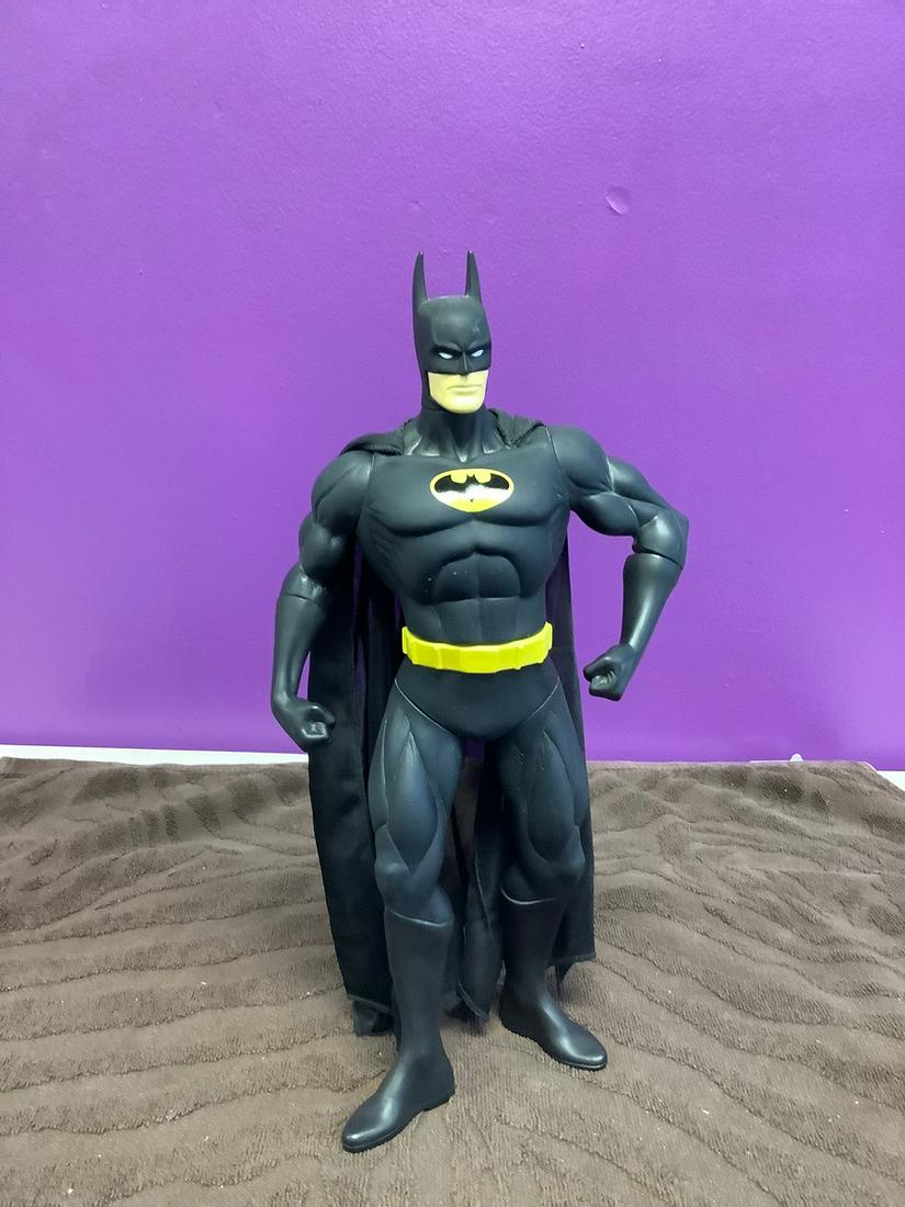 1988 DC Comics Batman 13" Tall (1 of 1)