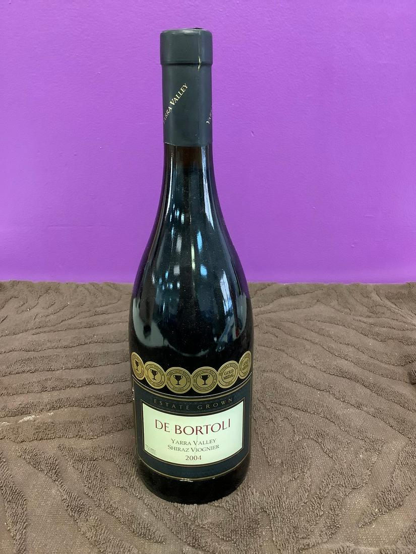 Bottle of Estate Grown De Bortoli Yarra Valley Shiraz Viognier 2004 750ML: Any contents in bottle is Free; You are bidding on the bottle & unbroken tax stamp