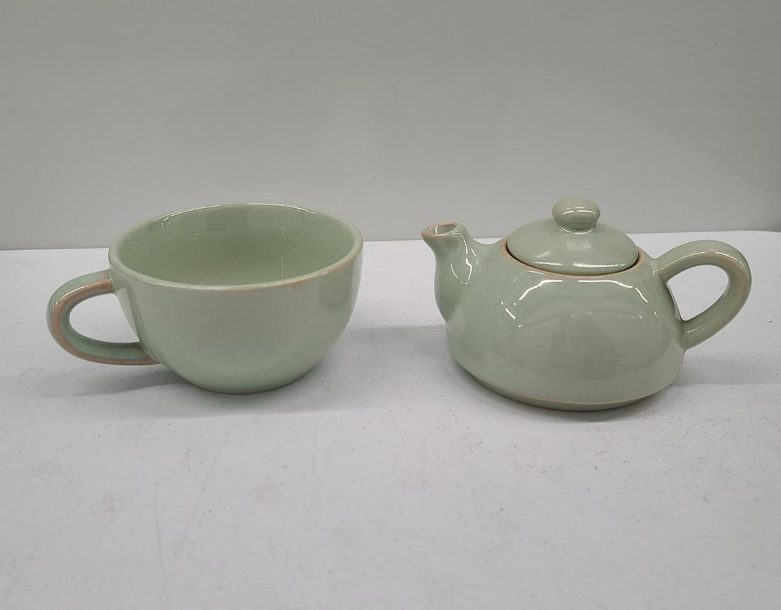 Pier 1 Tea for One Stoneware Tea Set (1 of 1)