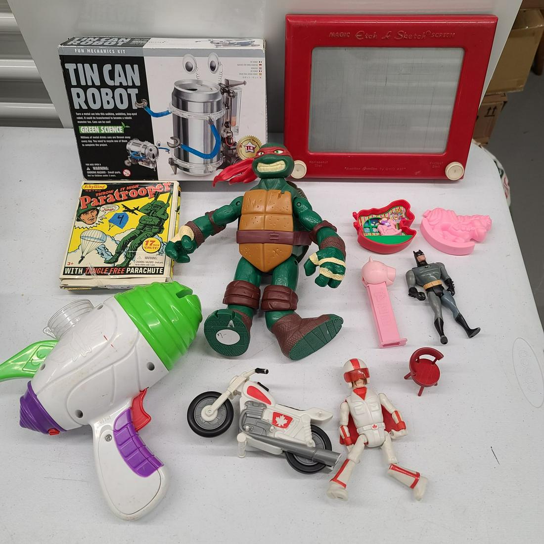 Toys incl Tin can robot and more: Toys incl Tin can robot and more