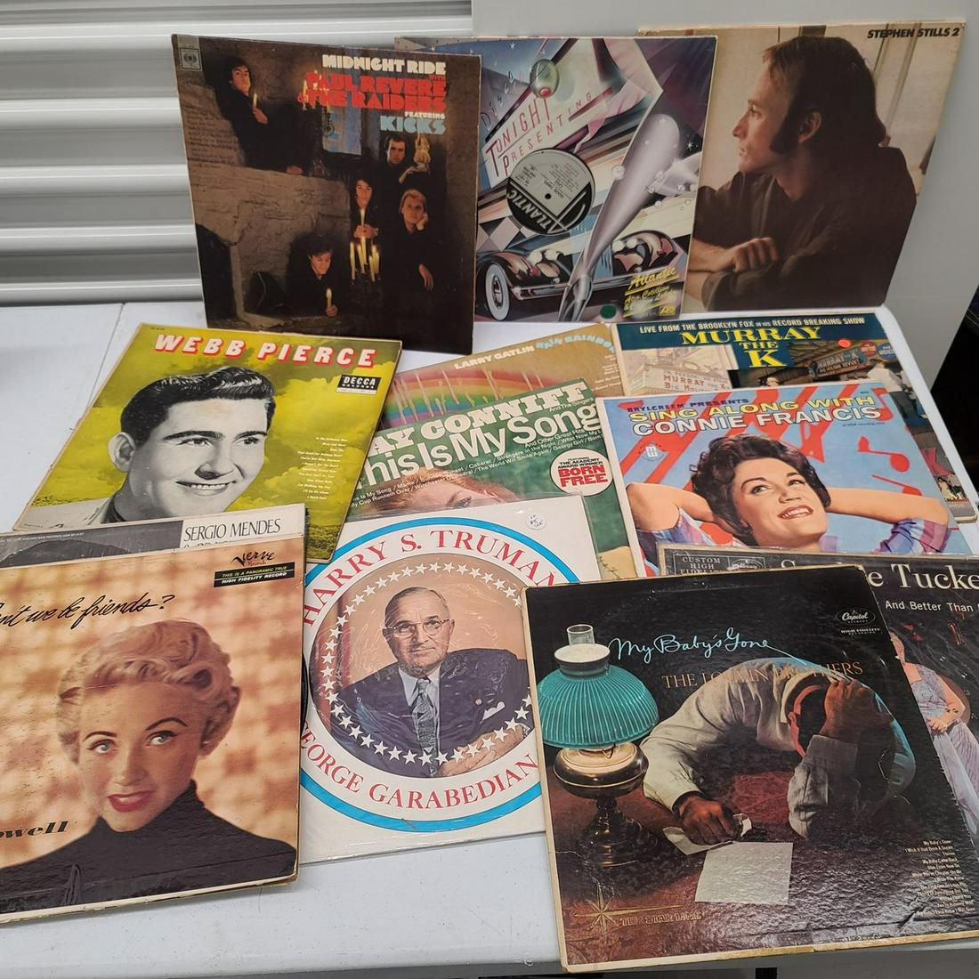 Record assortment incl Truman (1 of 1)