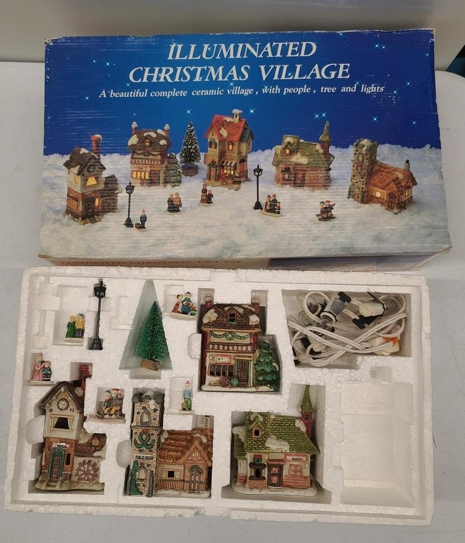 Illuminated Christmas Village Set: Illuminated Christmas Village Set