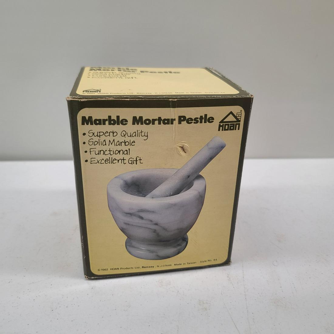 NIB Vintage Marble Mortar and Pestle 6x5": NIB Vintage Marble Mortar and Pestle 6x5"