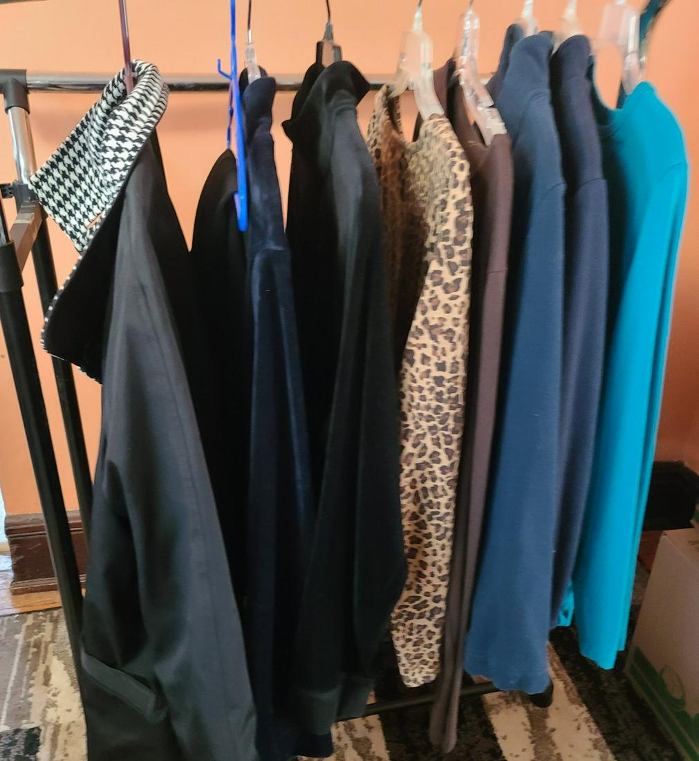 Women's L Clothing incl Reversible Houndstooth Jacket & Calvin Klein Pants 8 (1 of 3)