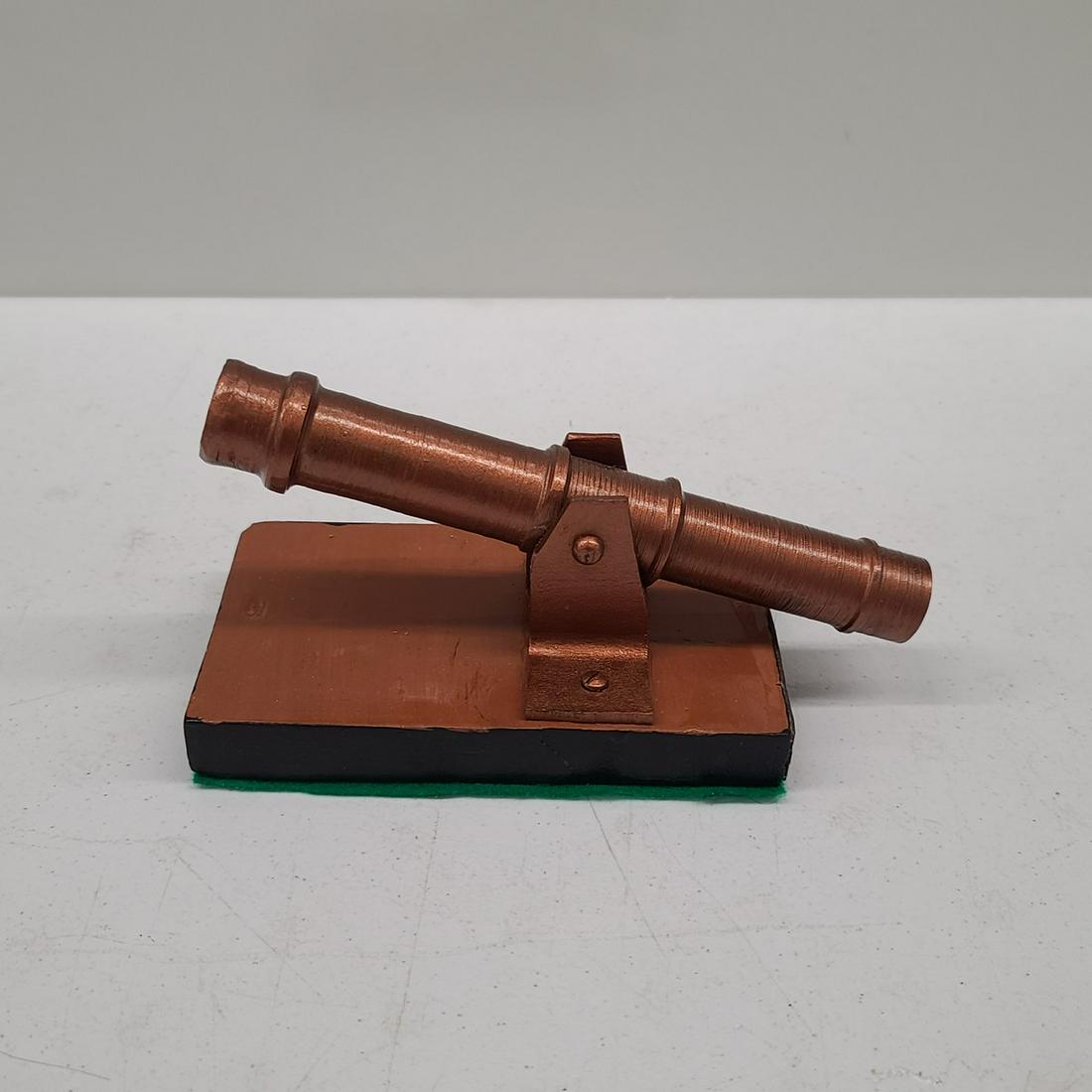 Metal Cannon Statue (moves) 4x8" (1 of 1)