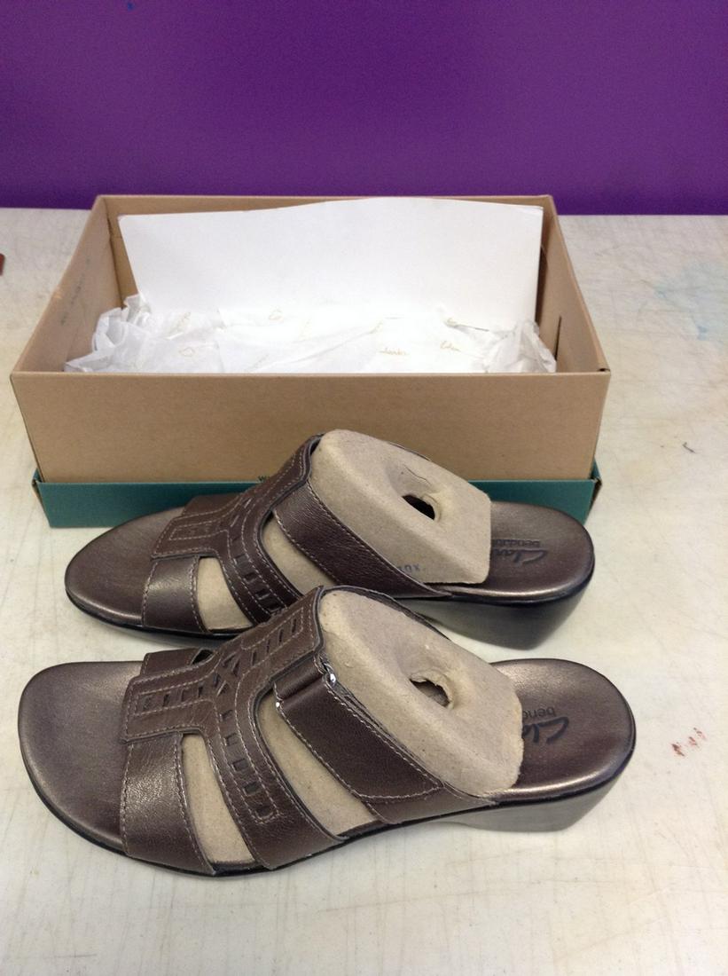 Clarks Ella Celtic Sandal Size 8 Wide: Clarks Ella Celtic Sandal Size 8 Wide