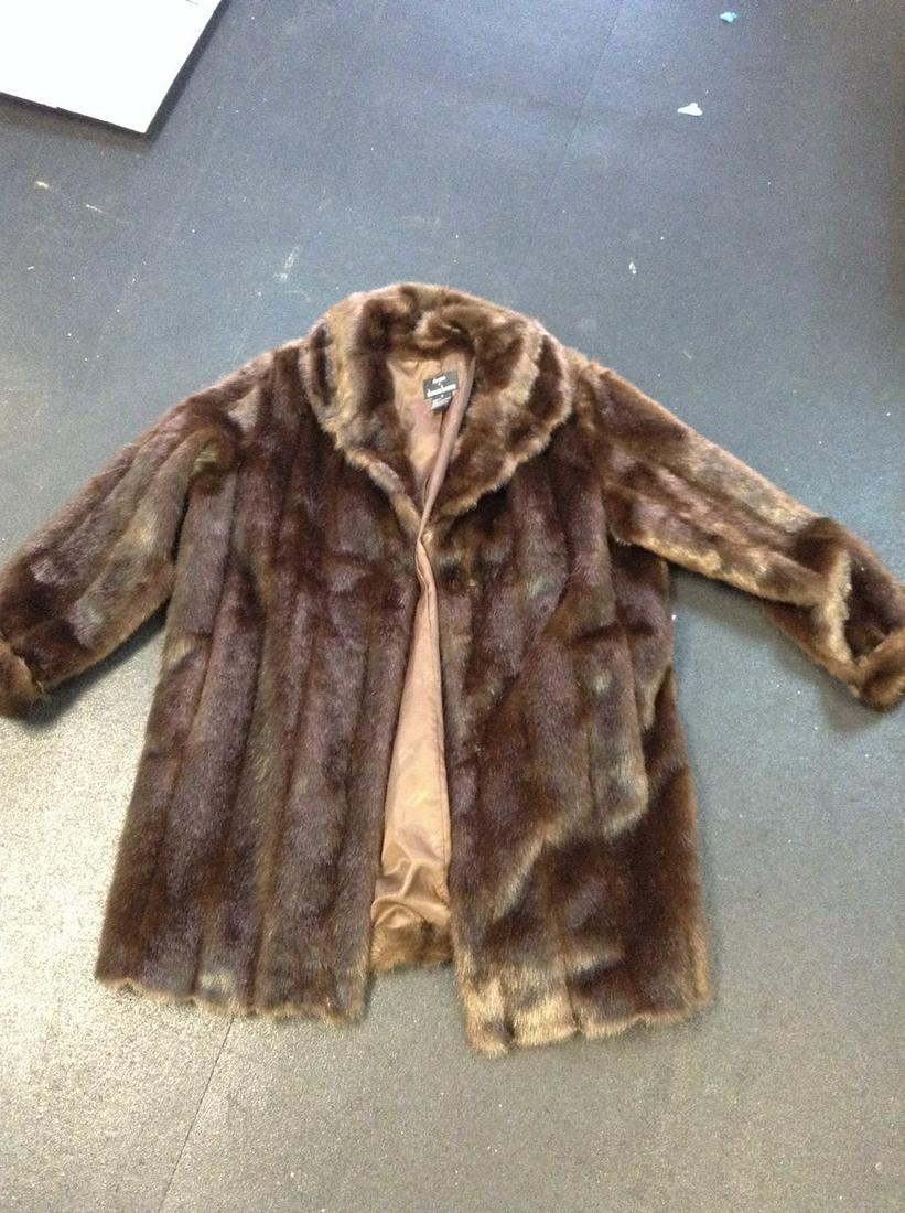 Dennis by Dennis Basso Faux Fur Coat Size 1X (1 of 1)