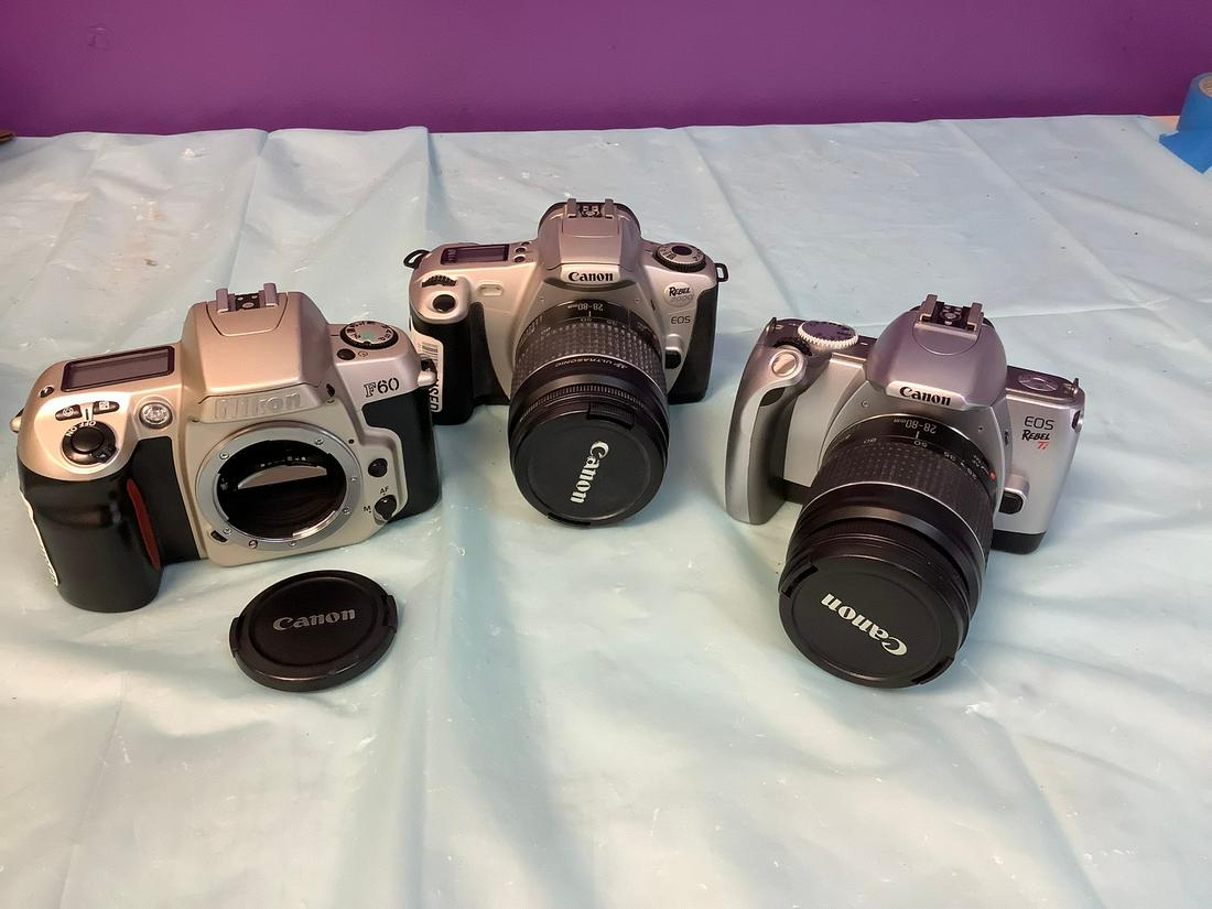 Nikon F60 with no Lense,Canon Eos Rebel 2000, and Canon Eos Rebel TI (1 of 1)
