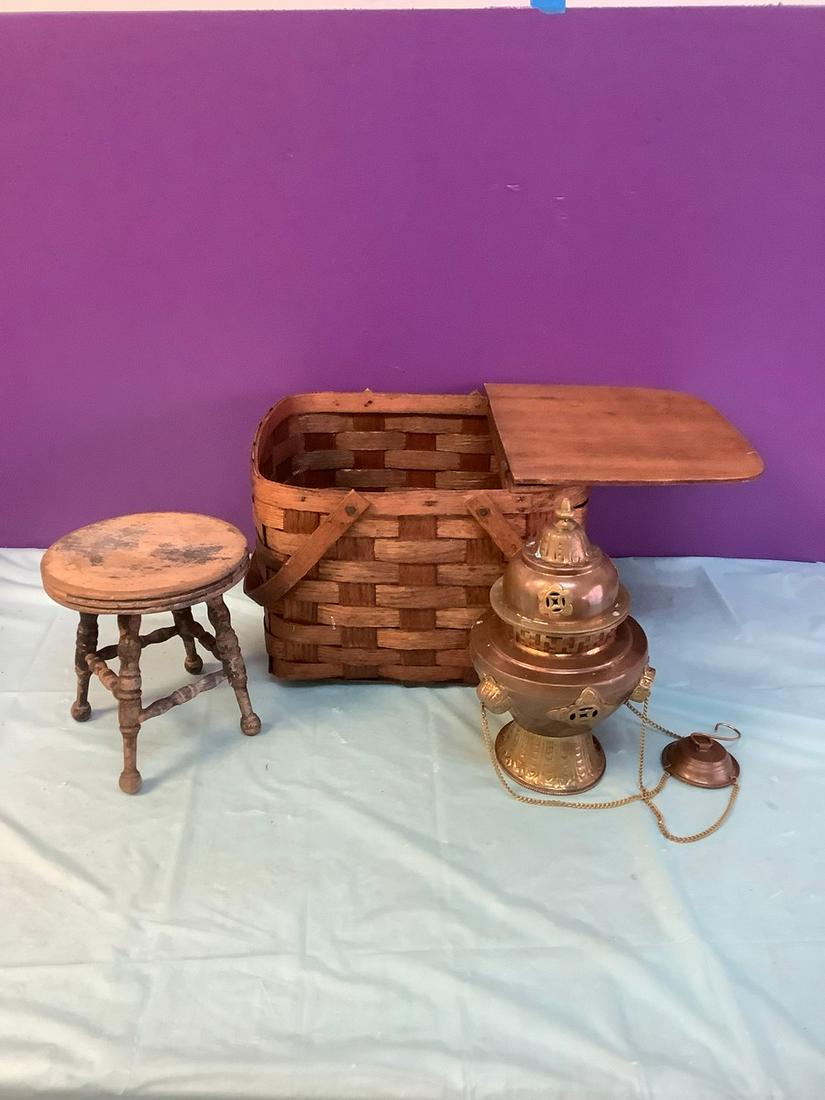 Picnic Basket, Vintage Decor, and more: Picnic Basket, Vintage Decor, and more