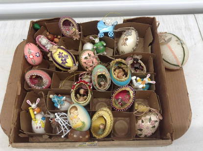 Large lot of Vintage Eggs - Anri, Wood, Hand decorated real eggs and more: Large lot of Vintage Eggs - Anri, Wood, Hand decorated real eggs and more