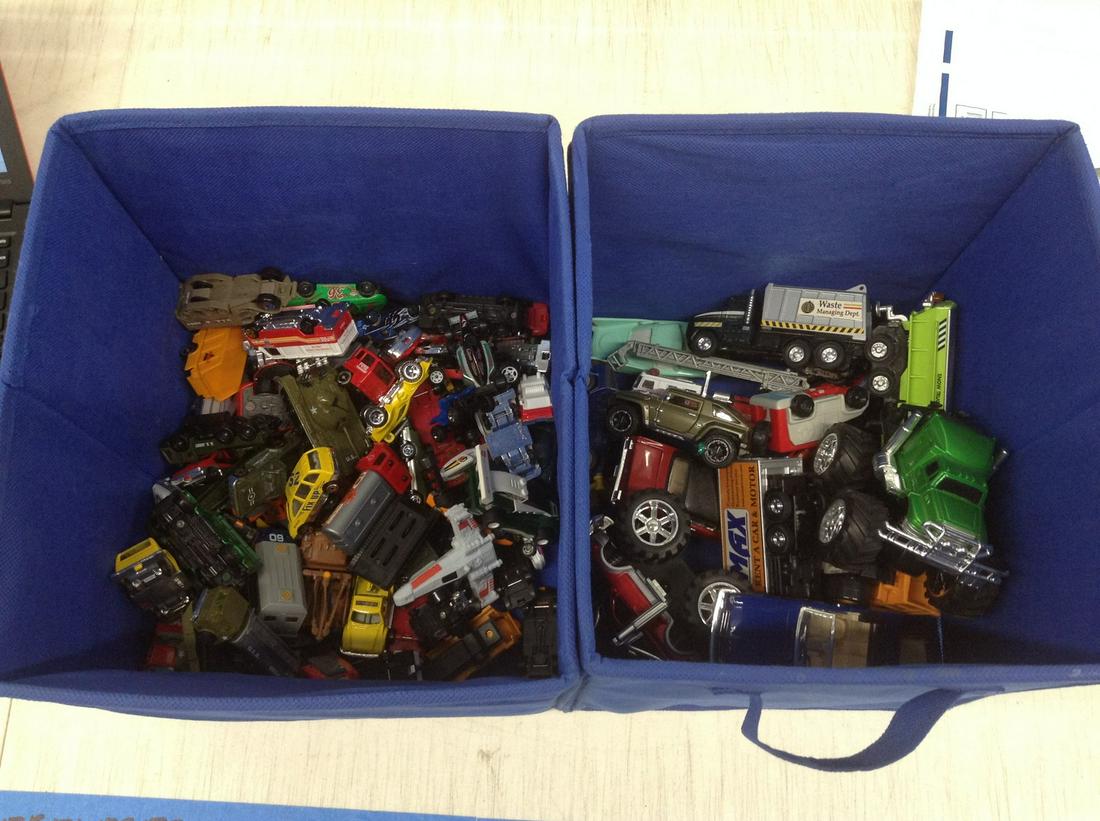 Four Crates of Boat Rope and boat accessories: Four Crates of Boat Rope and boat accessories
