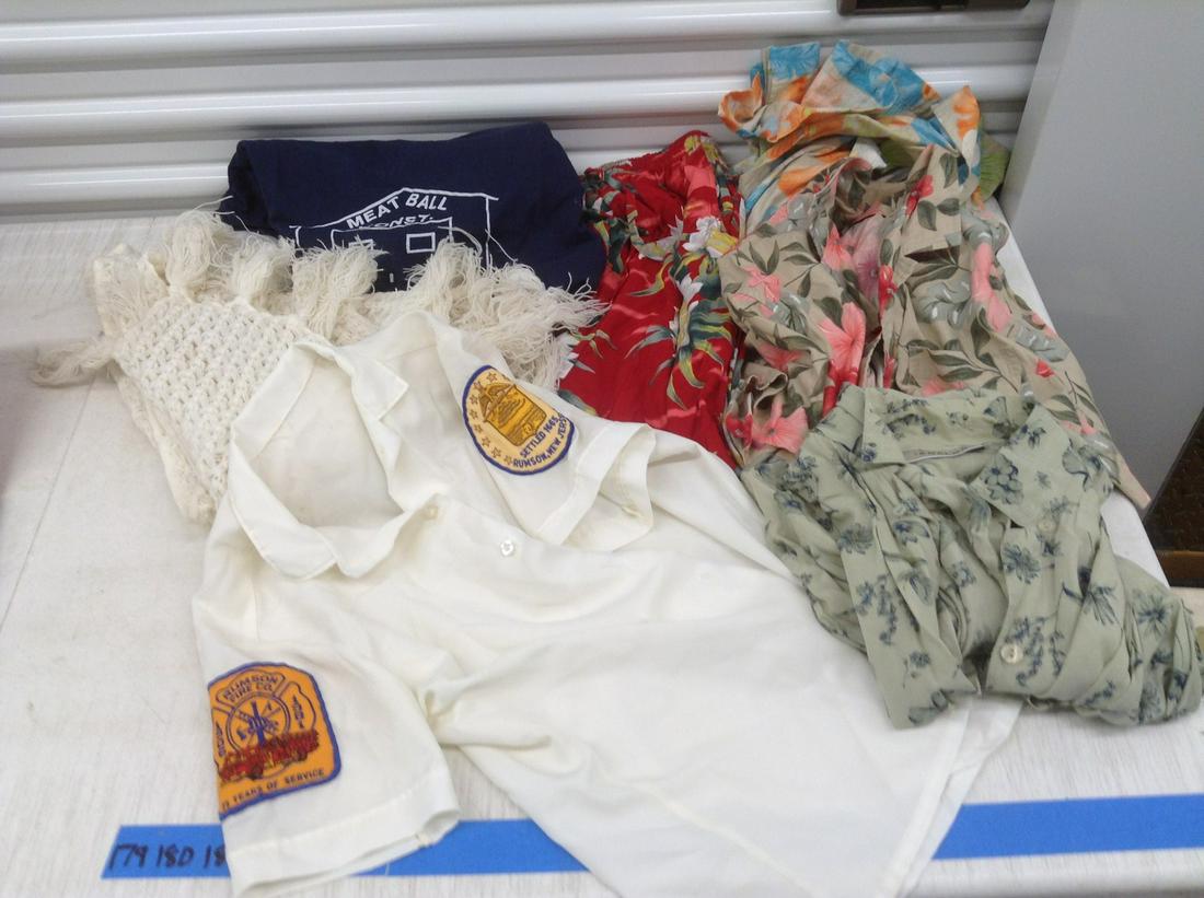 Black & Decker Workmate 200 and Blue Metal Box (1 of 1)