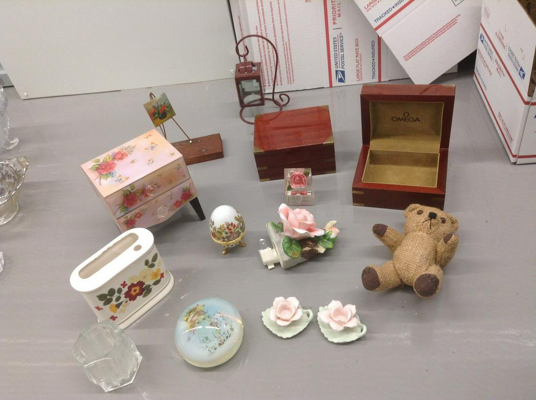 Box of Jewelry Boxes, Wallets and more: Box of Jewelry Boxes, Wallets and more