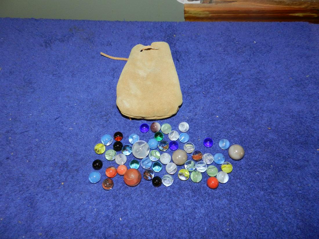 Lot of Vintage Marbles In Leather Bag: Lot of Vintage Marbles In Leather Bag