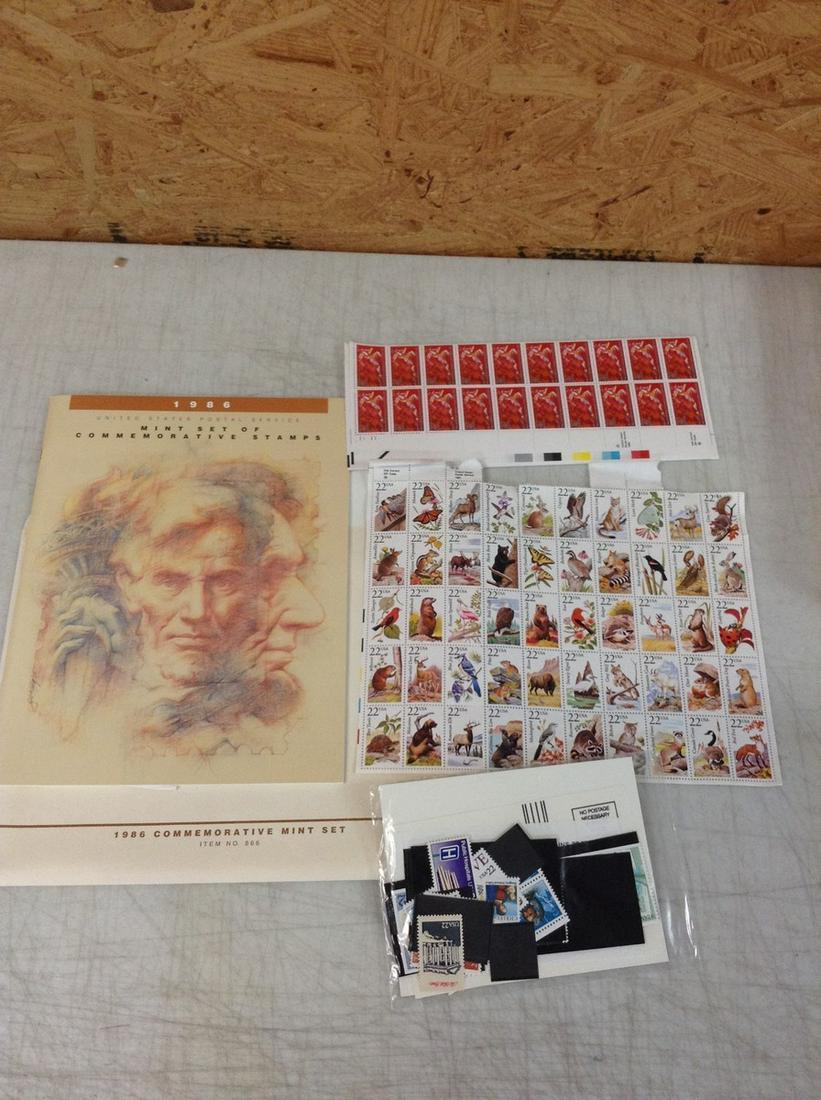 1986 Commemorative Mint Set of Stamps (1 of 1)