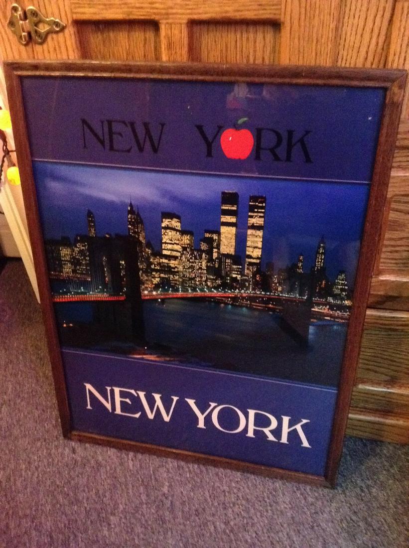 Vintage NYC Skyline - Brooklyn Bridge/ Twin Towers 25"x19": Vintage NYC Skyline - Brooklyn Bridge/ Twin Towers 25"x19"