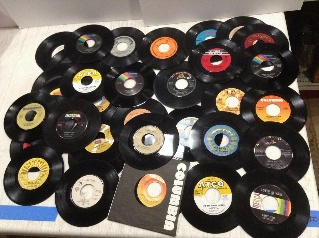 Large lot of 45s- Patsy Cline, Roy Orbison and more (1 of 1)