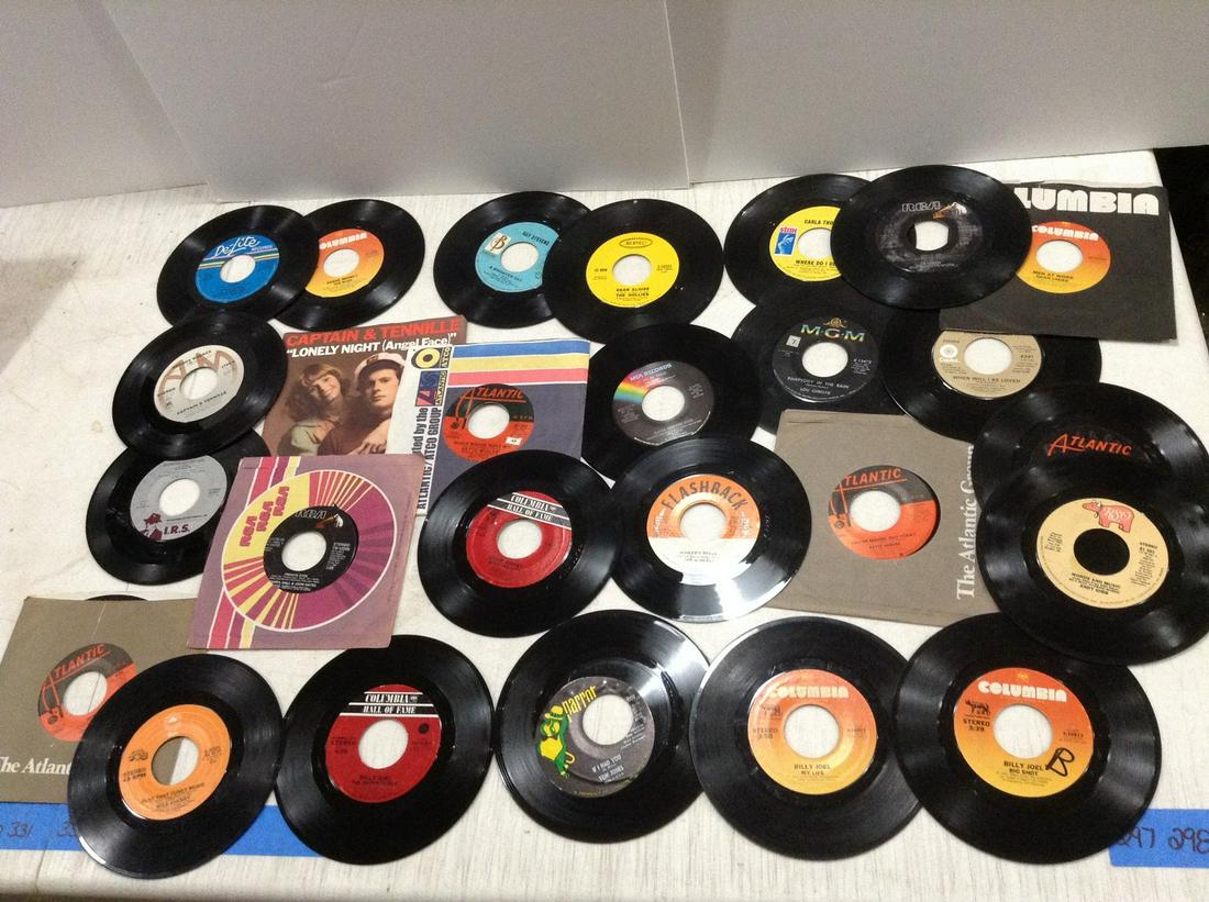 Large lot of 45s mostly 70s & 80s: Large lot of 45s mostly 70s & 80s