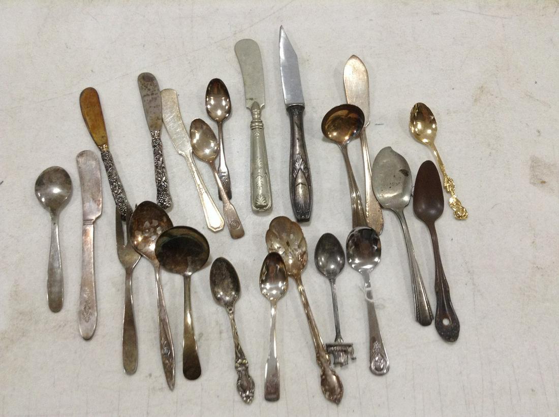 Large lot of Unchecked silverware Small Utensils: Large lot of Unchecked silverware Small Utensils