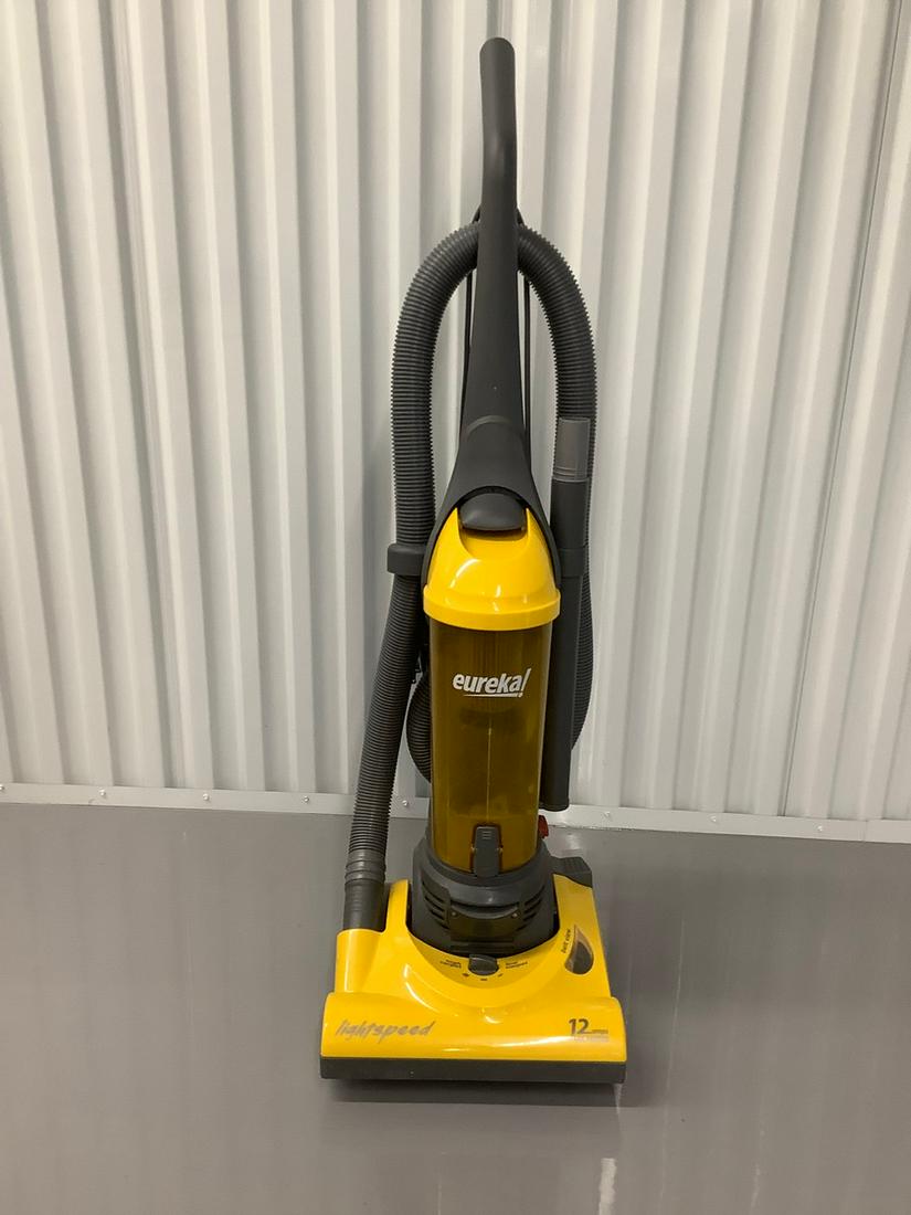Eureka Light Speed Vacuum (1 of 1)