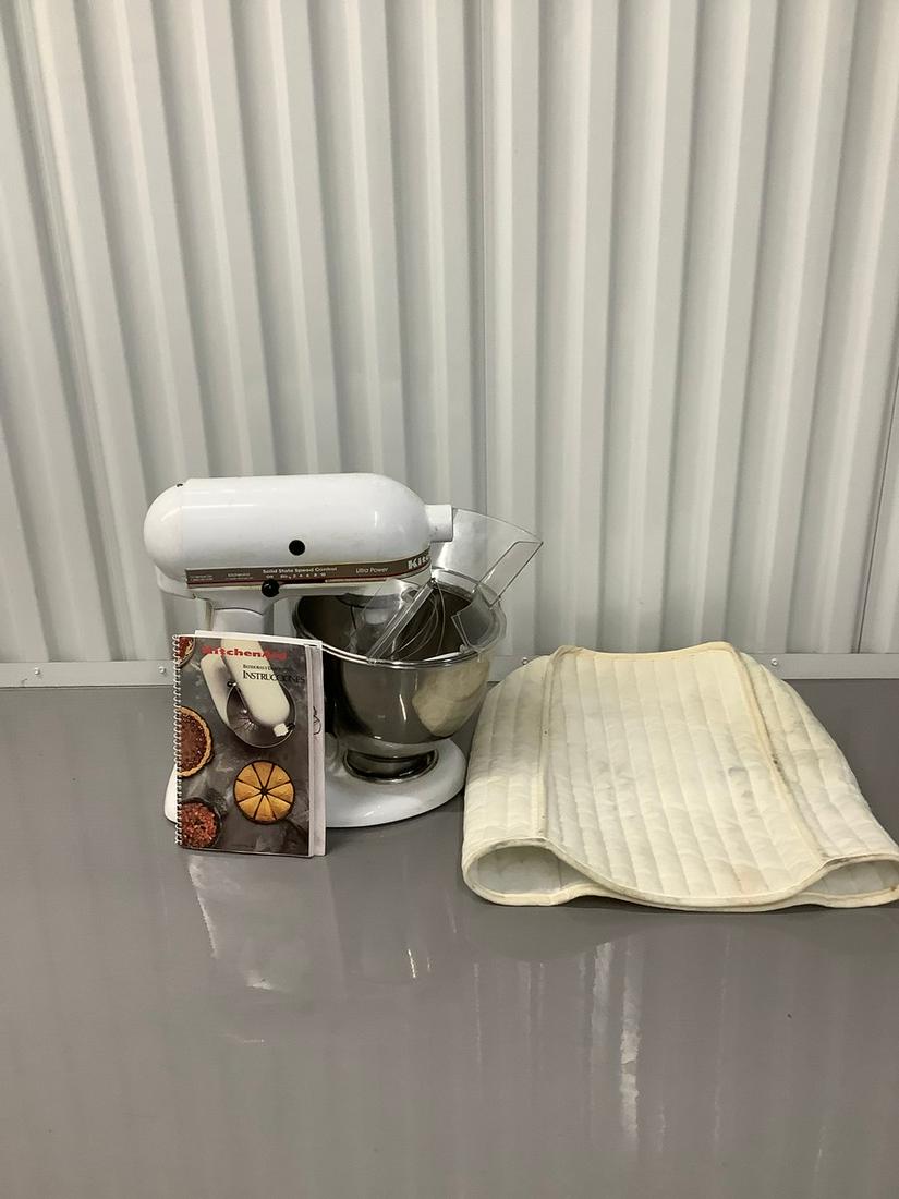 Kitchen Aid Mixer (1 of 1)