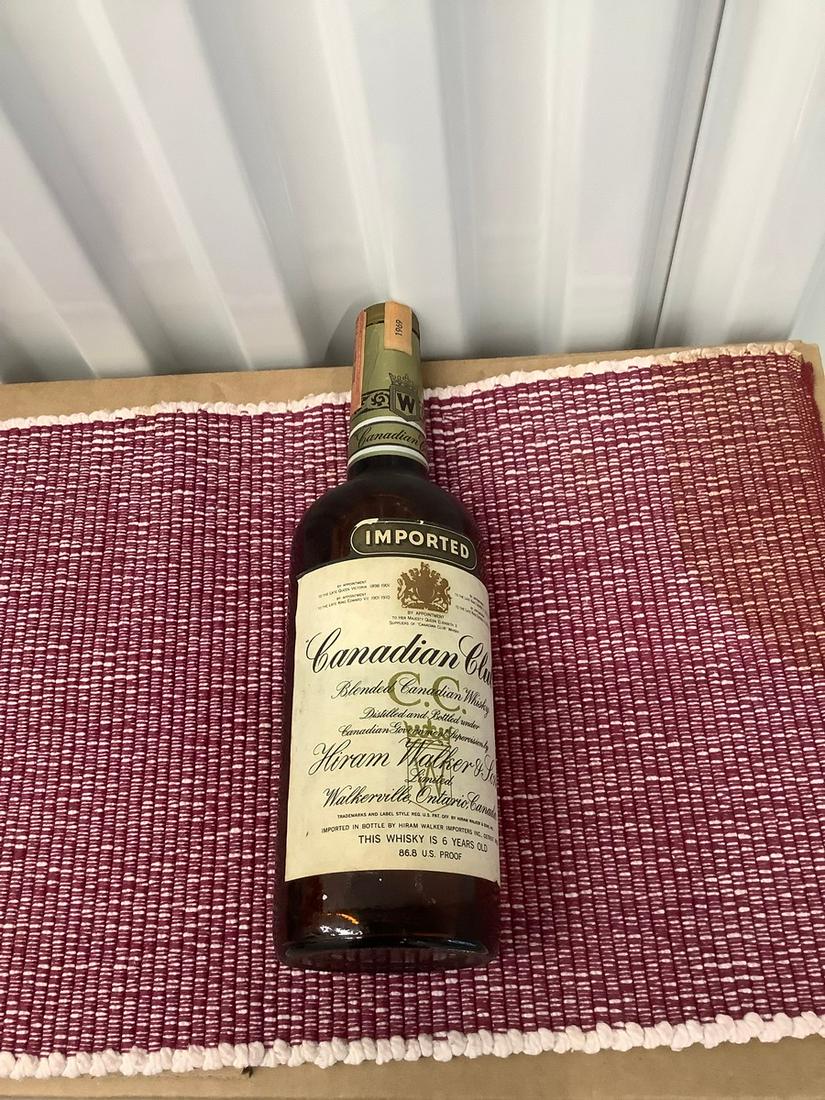 Canadian Club Hiram Walker Blended Canadian Whiskey Unopened (1 of 1)