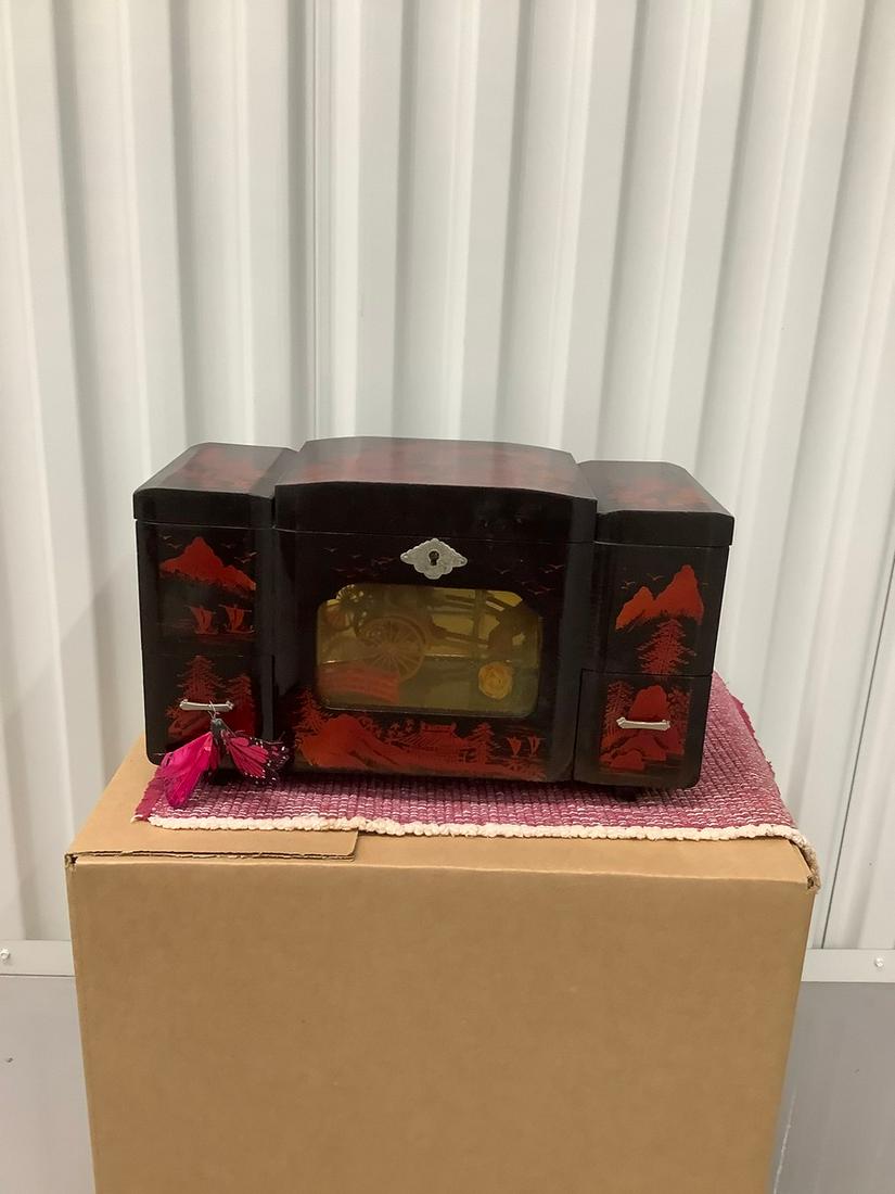 Asian Style Jewelry Box: Asian Style Jewelry Box