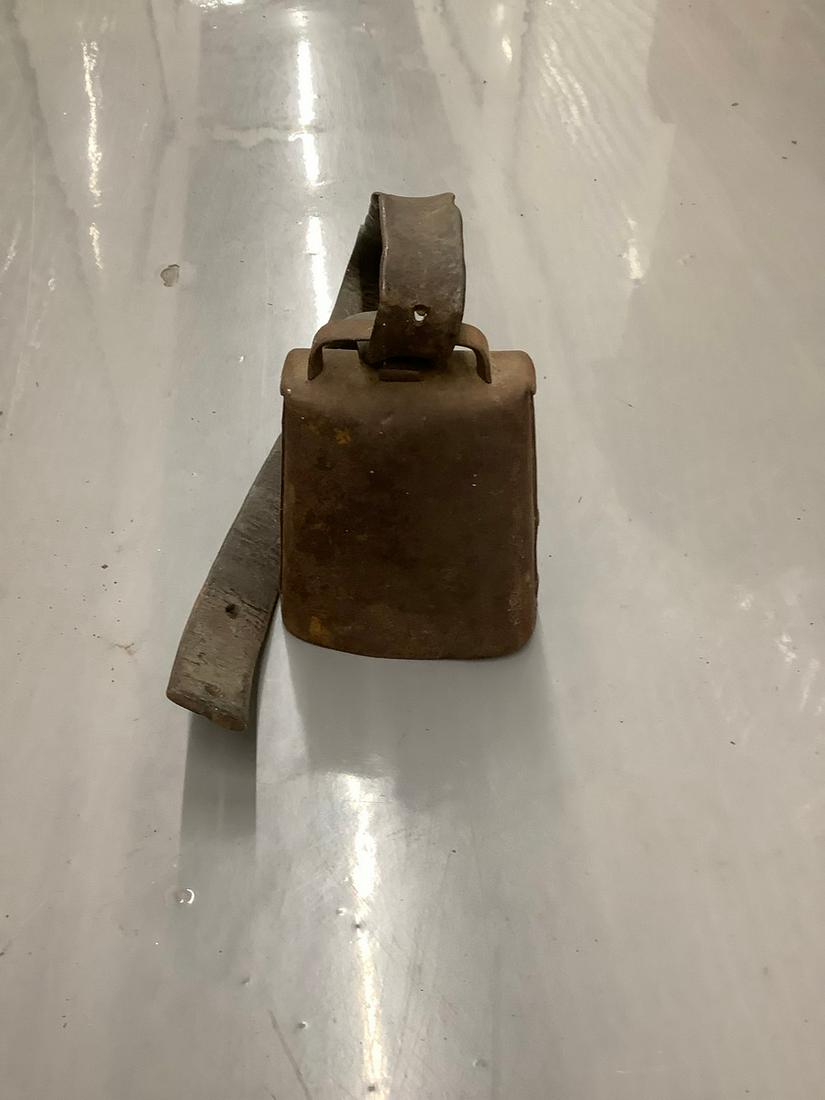 Vintage Cow Bell 6.5" (1 of 1)