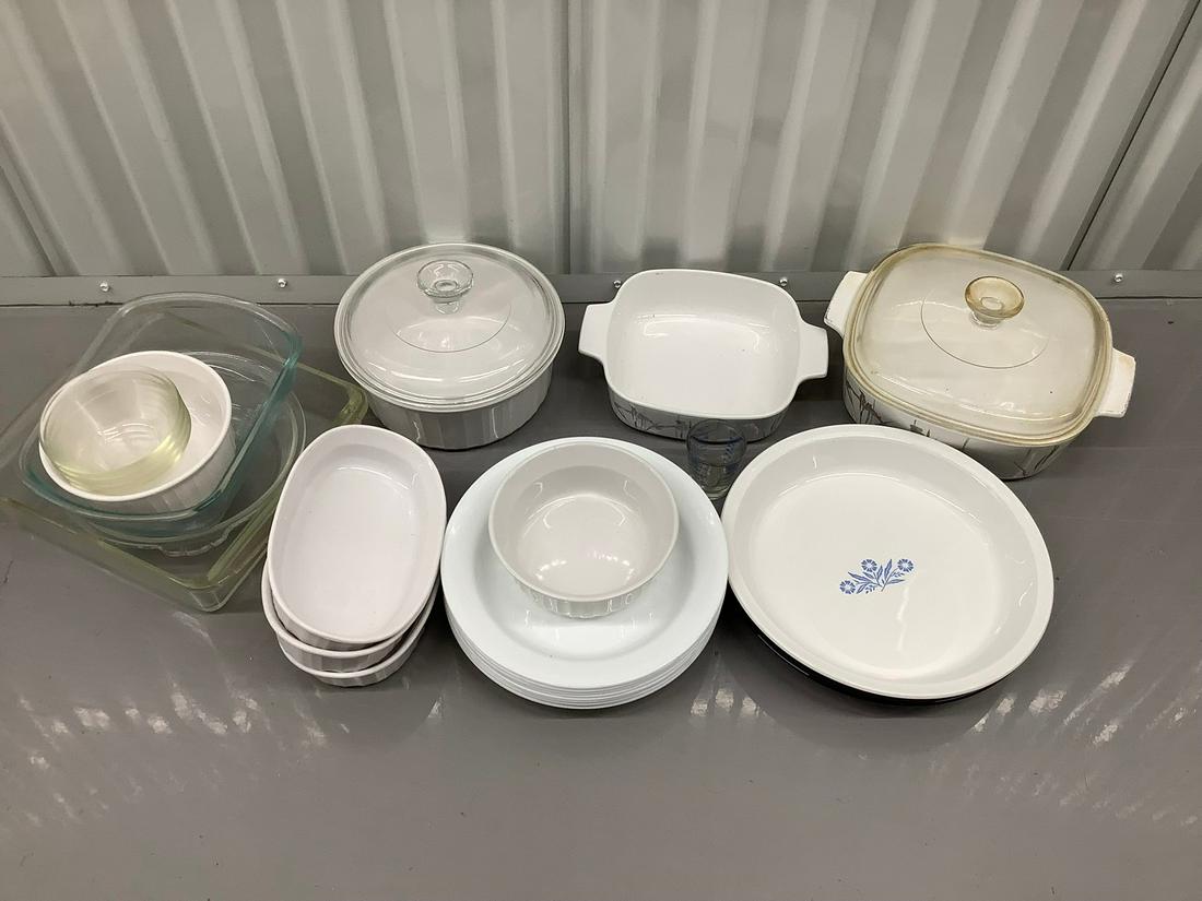 Lot of Corning ware, Pyrex and more (1 of 1)