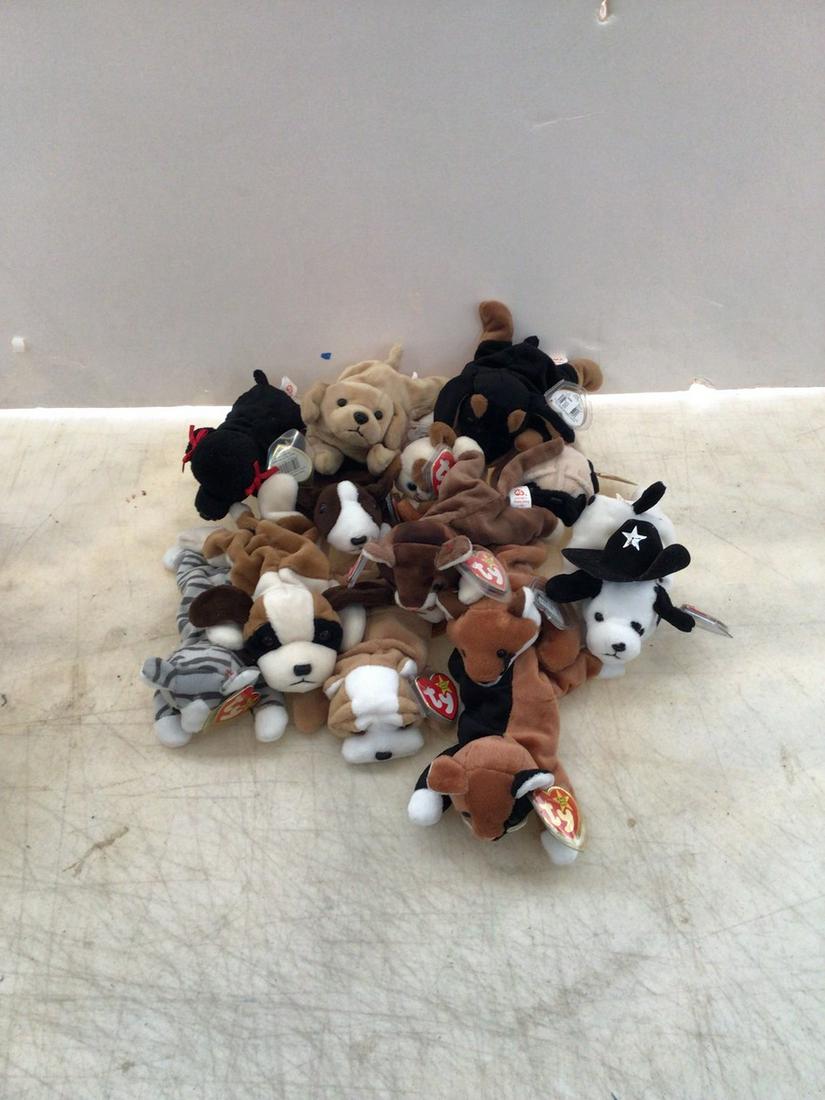 Lot of Beanie Babies: Lot of Beanie Babies