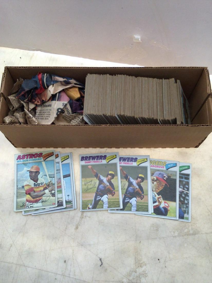 Topps 1977 Baseball Cards: Topps 1977 Baseball Cards