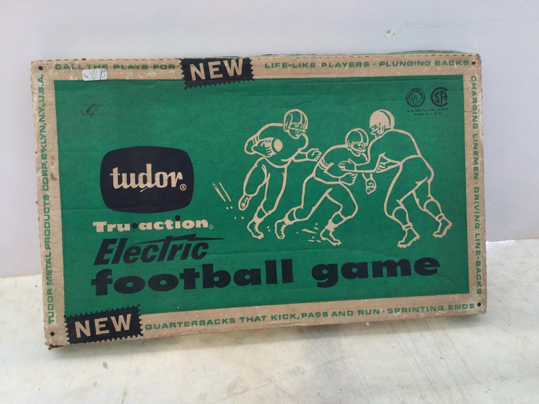 Tudor Tru Action electric football game (1 of 1)