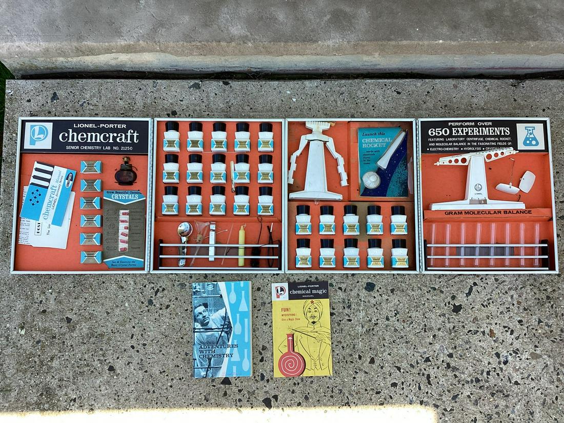 Vintage Chemcraft Chemistry Lab in Folding Metal Case Appears Complete (1 of 1)