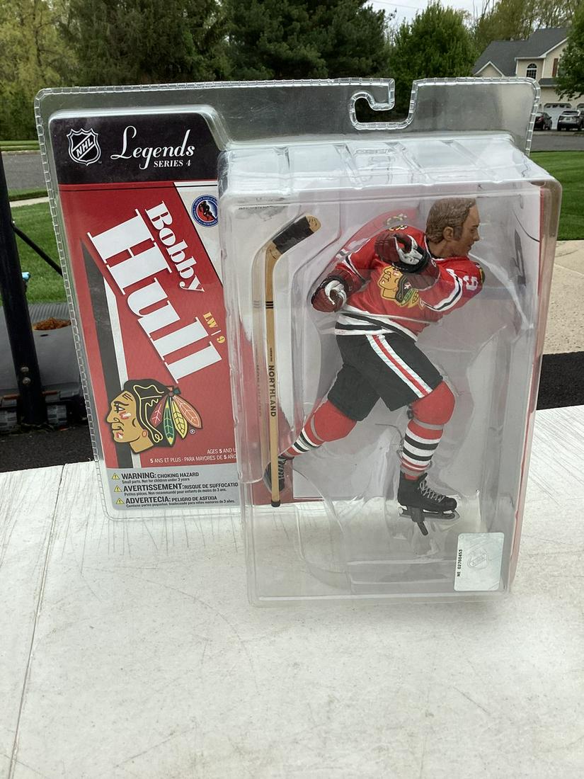 NHL Legends Bobby Hull Figure on the card (1 of 1)
