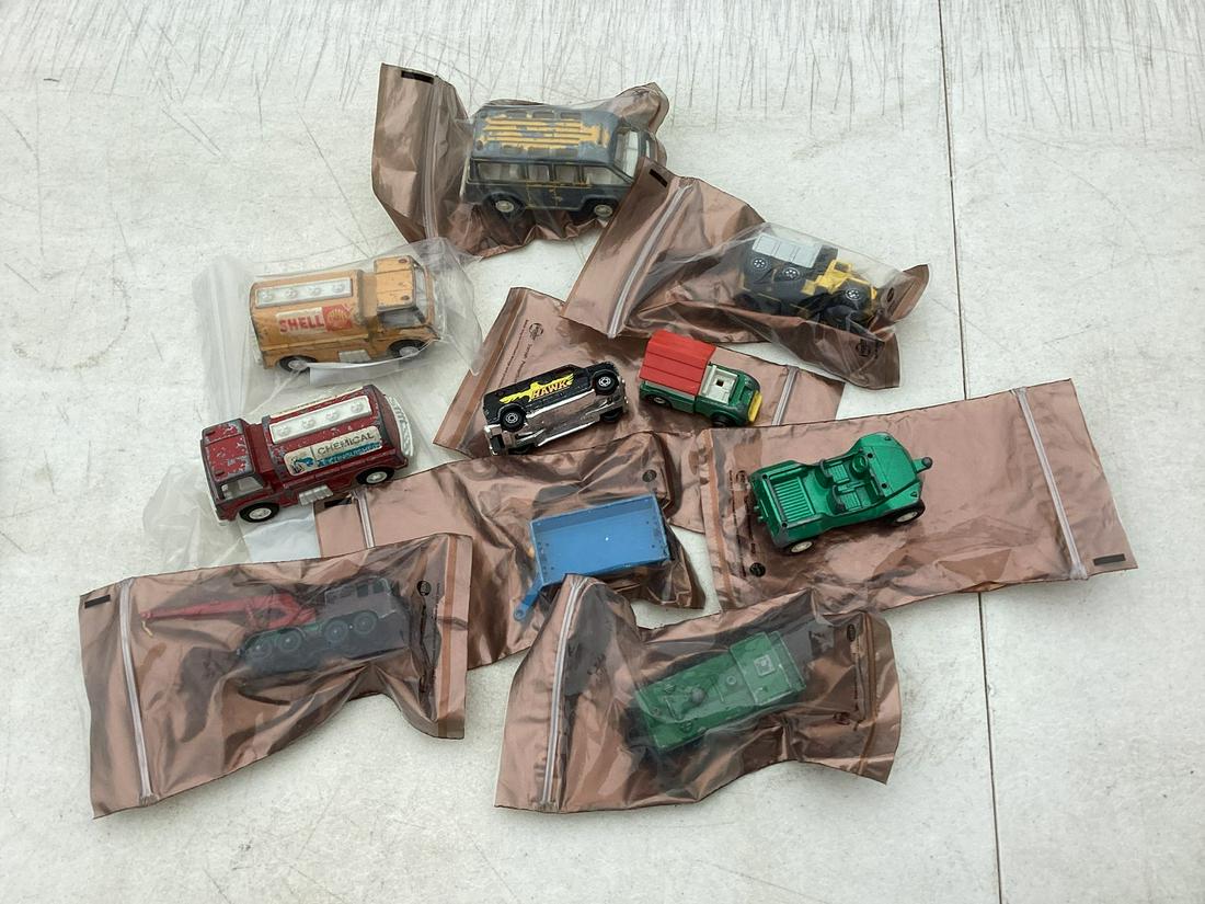 Lot of Vintage Lesney & Tootsietoys: Lot of Vintage Lesney & Tootsietoys