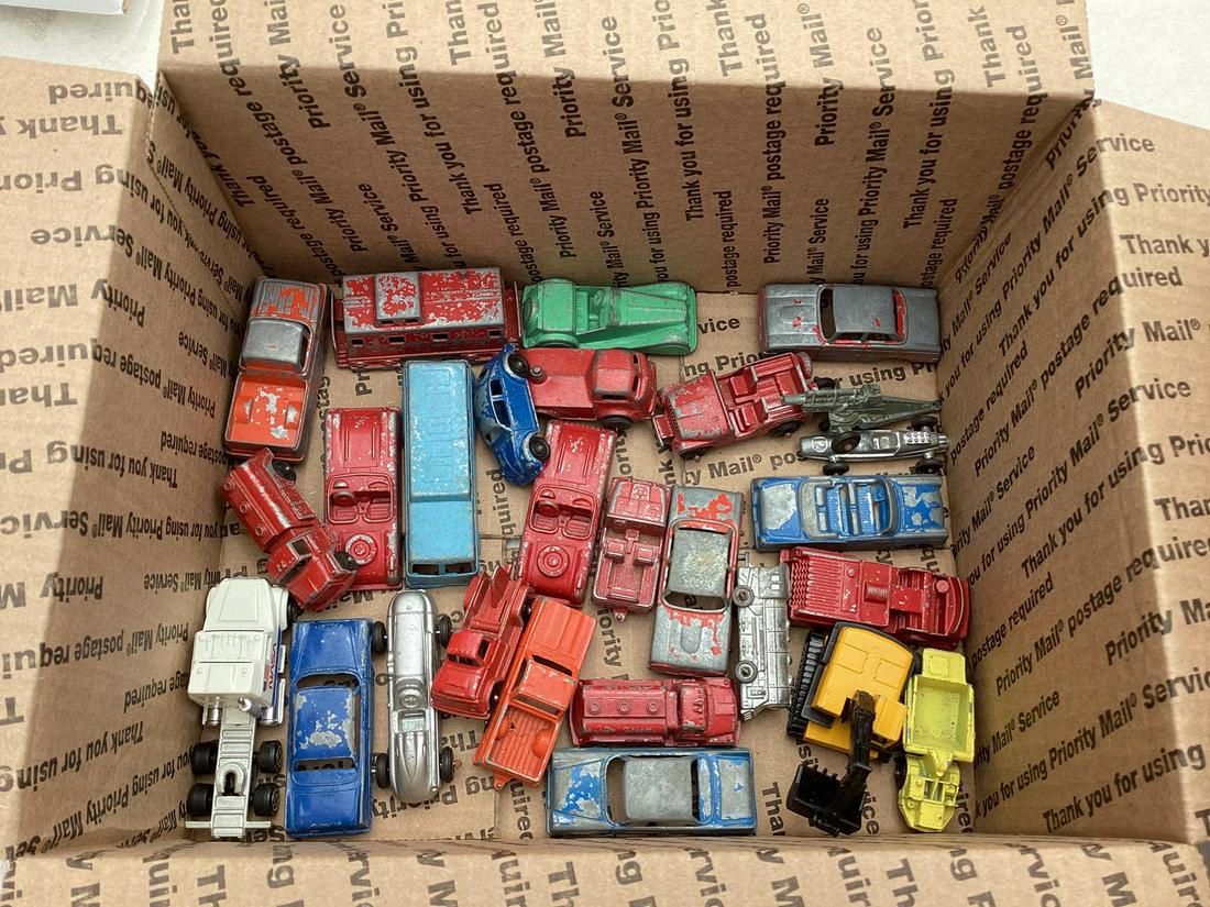 Box of Midge & Tootsietoys: Box of Midge & Tootsietoys