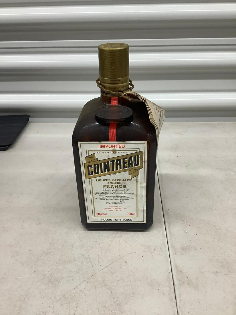 750 ml cointreau sealed: Any contents in bottle is Free; You are bidding on the bottle & unbroken tax stamp