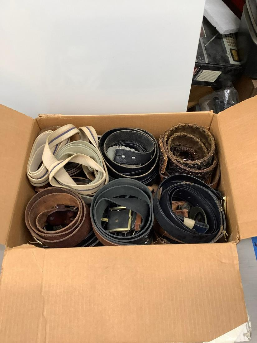 Large lot of mens belts: Large lot of mens belts