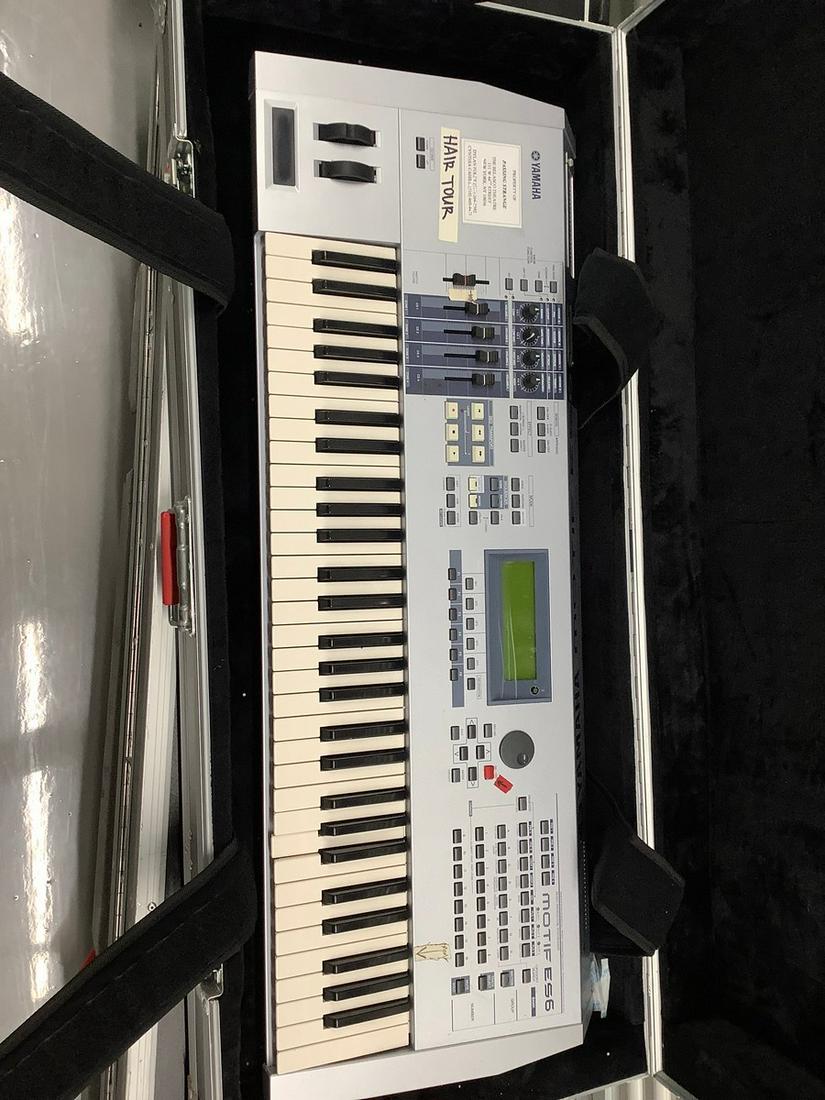Yamaha Motif ES6 Production Synthesizer with Hard Case: Yamaha Motif ES6 Production Synthesizer with Hard Case