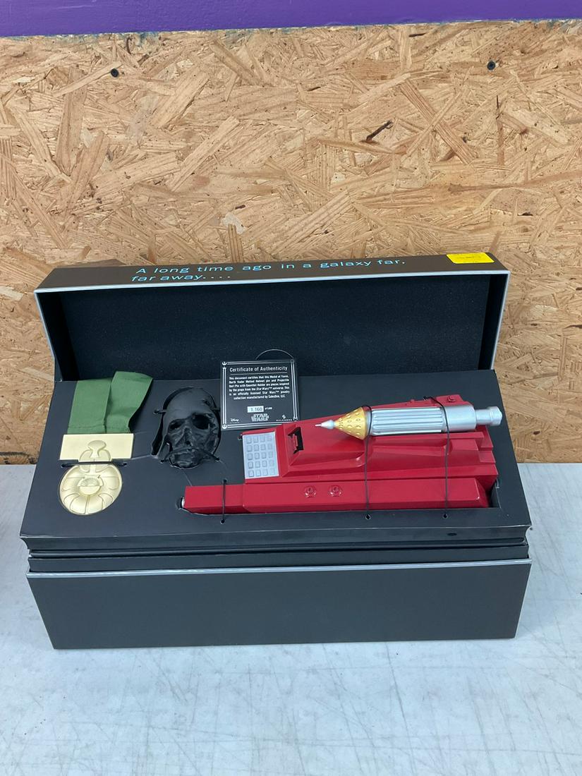 Star Wars Numbered Medal of Yavin Darth Vader Melted Helmet Pin and Projectile Dart Pin with: Star Wars Numbered Medal of Yavin Darth Vader Melted Helmet Pin and Projectile Dart Pin with Gauntlet Holder with COA